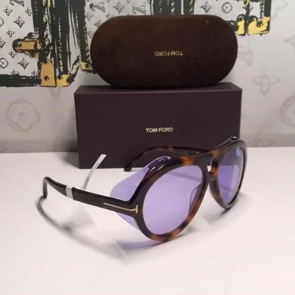 New Authentic Tortoiseshell Sunglasses with Purple Lenses  display picture 2